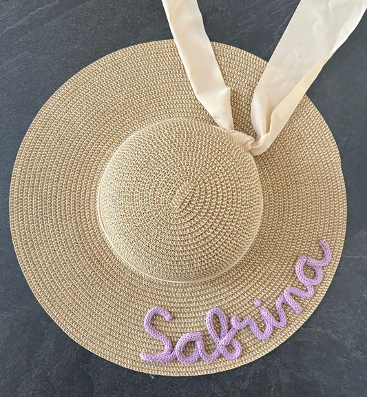 Cappello con nome lavorato a maglia personalizzabile - accogliente e personalizzato in tricotin Regali per la Festa della mamma