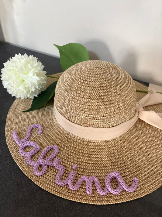 Cappello con nome lavorato a maglia personalizzabile - accogliente e personalizzato in tricotin Regali per la Festa della mamma