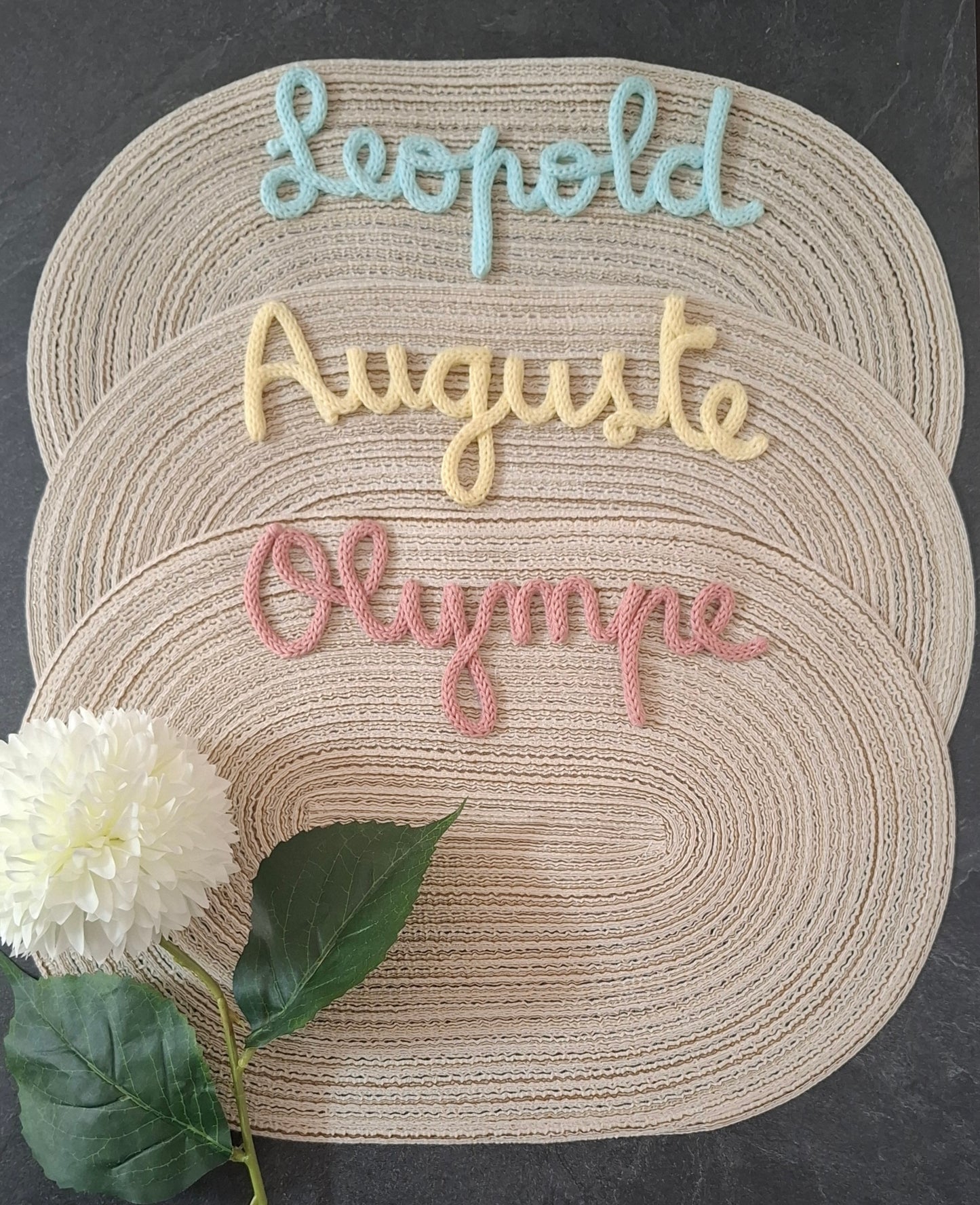 Idea Regalo Tovaglietta Personalizzata con Nome in Tricotin tovagliette personalizzate cotone BEIGE ovale